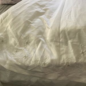 Selling this dress because I found another one now I have 3 no longer need this